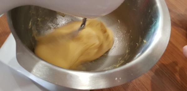[Công Thức] Cách làm bánh mỳ Hoa Cúc ngon đẹp mắt 10