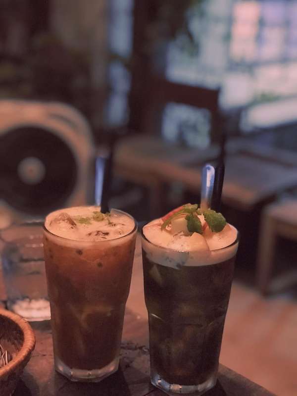 [Review] - MÁNG LỢN CAFE AND HOMESTAY, Cafe Đường Láng 3
