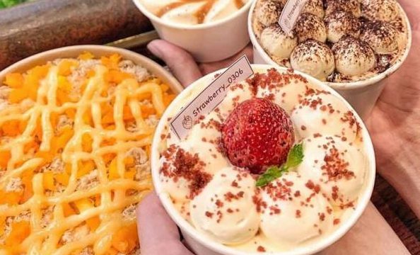 [Review] - List tiệm Bánh ngọt, Bánh kem, kem cheese, bông lan trứng muối (Hà Nội) 11
