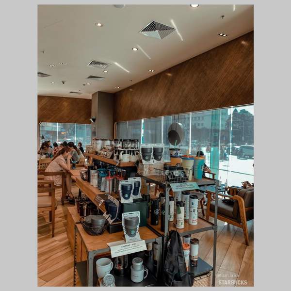 [Review] - Starbucks Coffee - Vincom Phạm Ngọc Thạch 9