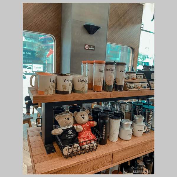 [Review] - Starbucks Coffee - Vincom Phạm Ngọc Thạch 8
