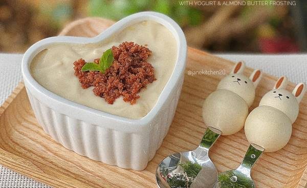 Cách làm Bánh socola yến mạch nướng (phủ sữa chua & bơ hạnh nhân) 15
